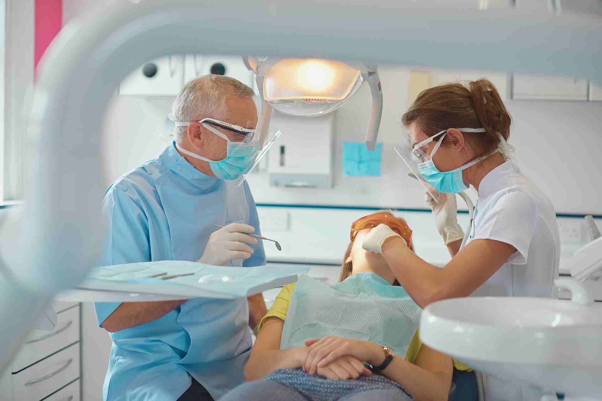 Dentist in Kiln, MS